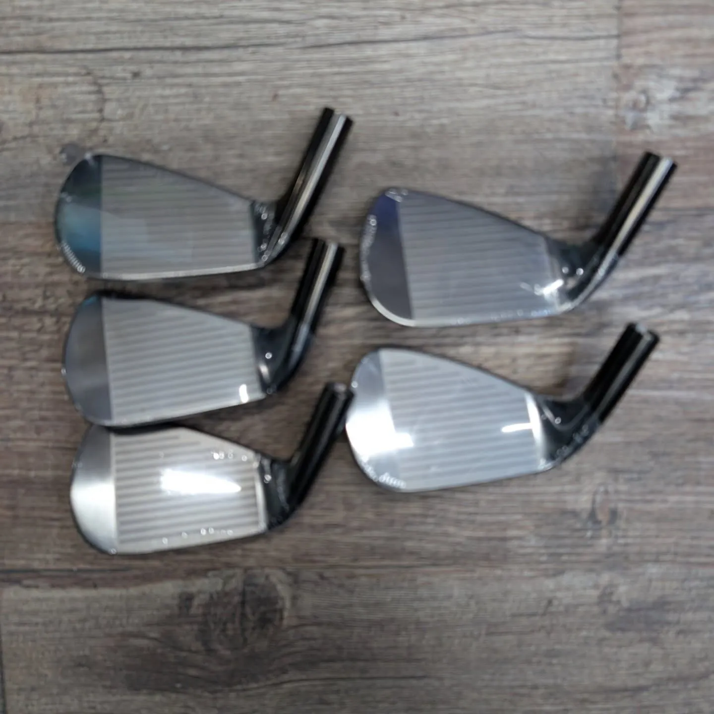 ロマロ　Ray TYPE R PLUS DLCアイアン　BL...